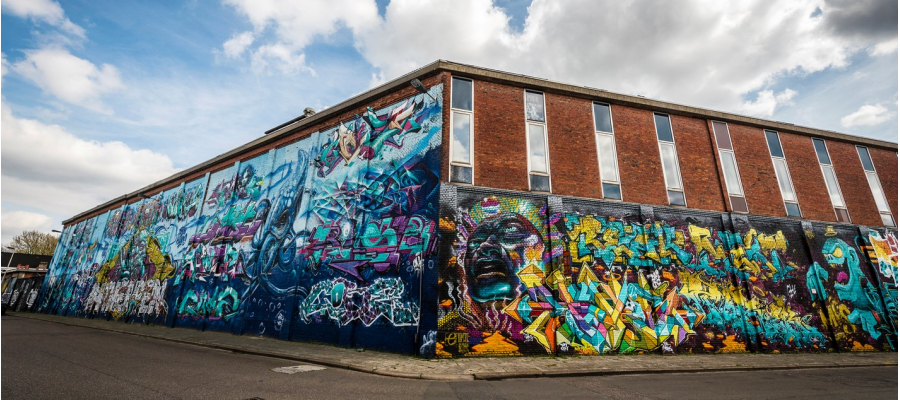 foto: graffitimuur aan de zomerfabriek